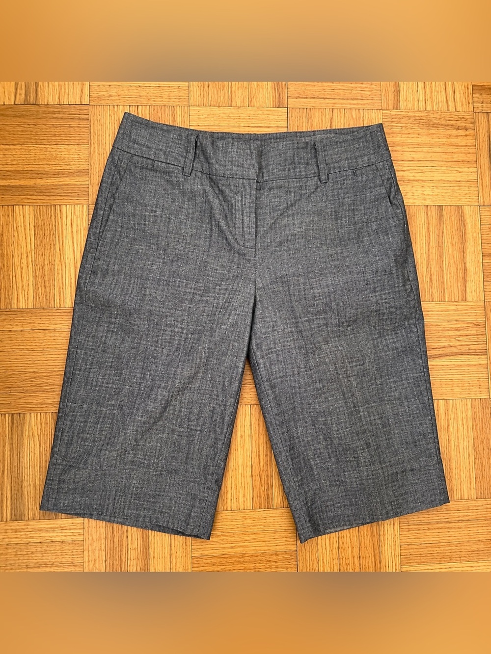B-Wear Gray Bermuda Shorts Women’s Size 7 Mid Rise Cotton Office Casual Golf
